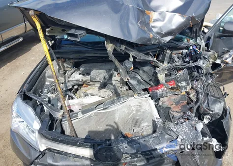 2016 Toyota Camry Se z USA, uszkodzony, nr VIN 4T1BF1FK0GU564316